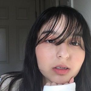 Meet your Posher, Gabriela